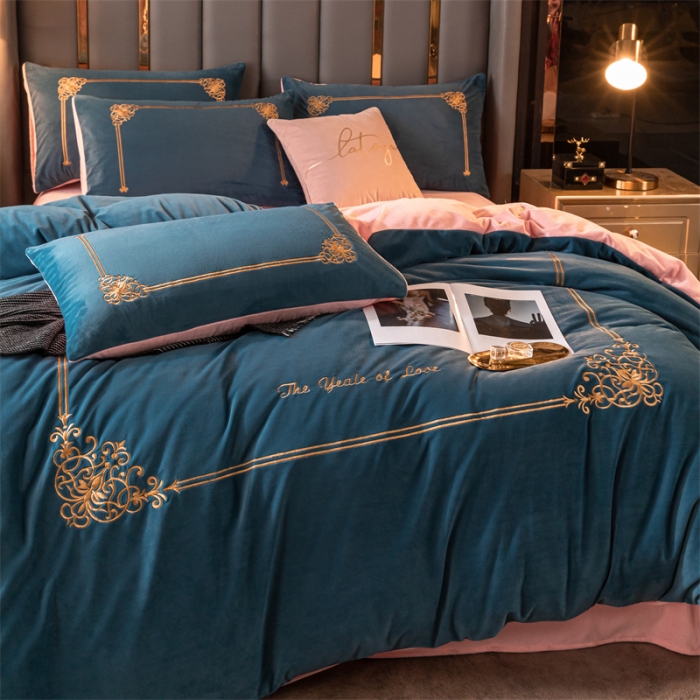 91家纺网 家纺一手货源 找家纺 慕色家纺2021新款欧式婴儿绒刺绣四件套 绒-宾利蓝+奶油粉