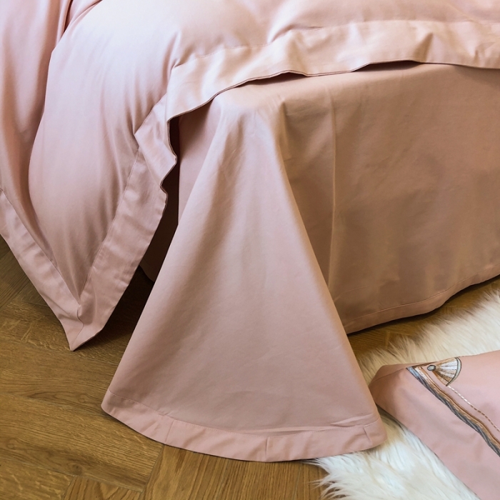 91家纺网 家纺一手货源 找家纺 2021新款进口超柔澳棉磨毛刺绣工艺款四件套恋-暮粉