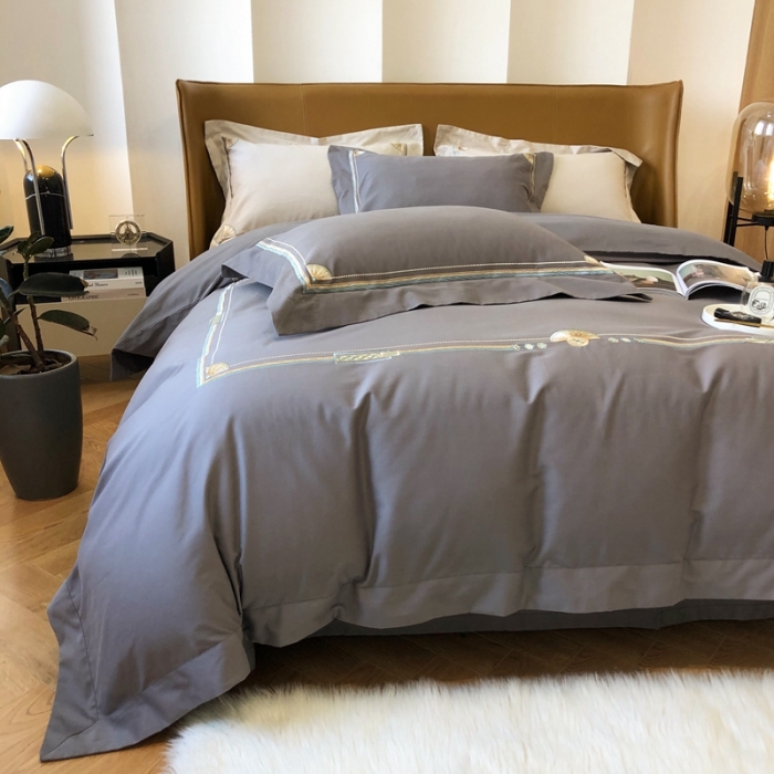 91家纺网 家纺一手货源 找家纺 2021新款进口超柔澳棉磨毛刺绣工艺款四件套恋-深灰