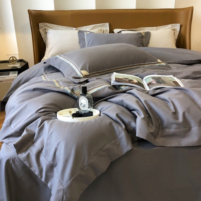 91家纺网 家纺一手货源 找家纺 2021新款进口超柔澳棉磨毛刺绣工艺款四件套恋-深灰