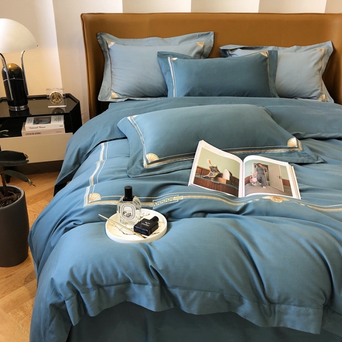 91家纺网 家纺一手货源 找家纺 2021新款进口超柔澳棉磨毛刺绣工艺款四件套恋-雅蓝