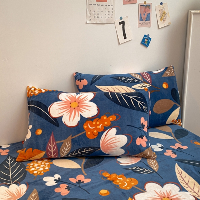 91家纺网 家纺一手货源 找家纺 金爱家 2021新款跑量款牛奶绒四件套 花花