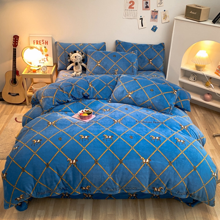 91家纺网 家纺一手货源 找家纺 金爱家 2021新款跑量款牛奶绒四件套 马到成功