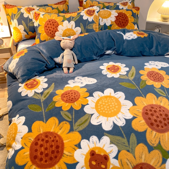 91家纺网 家纺一手货源 找家纺 金爱家 2021新款跑量款牛奶绒四件套 太阳花-蓝