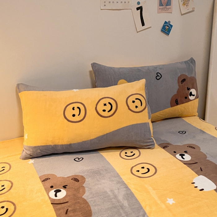 91家纺网 家纺一手货源 找家纺 金爱家 2021新款跑量款牛奶绒四件套 躲猫猫