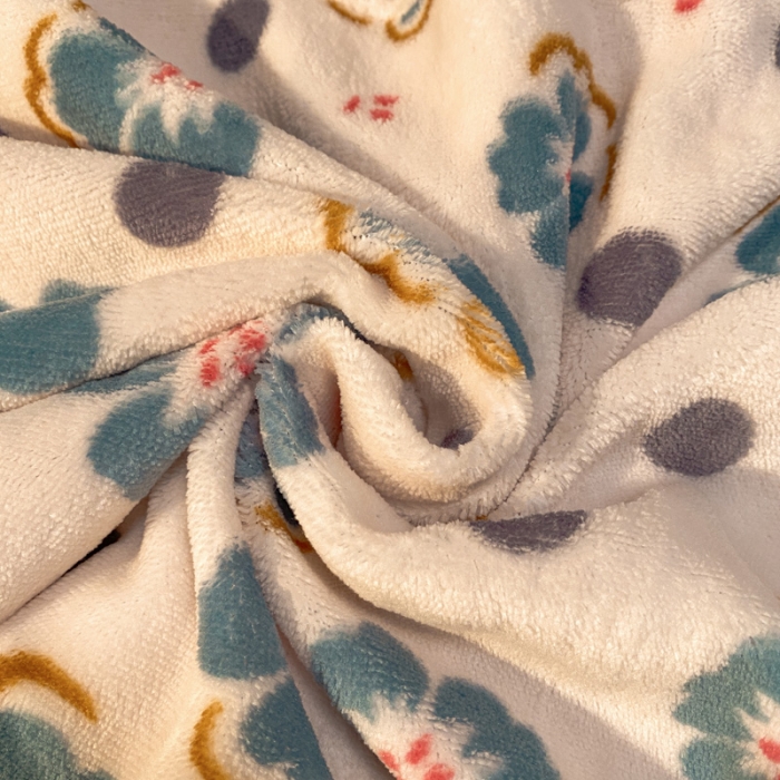 91家纺网 家纺一手货源 找家纺 金爱家 2021新款跑量款牛奶绒四件套 梅花-绿