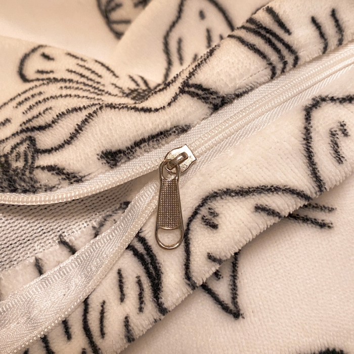 91家纺网 家纺一手货源 找家纺 金爱家 2021新款跑量款牛奶绒四件套 山茶花-黑