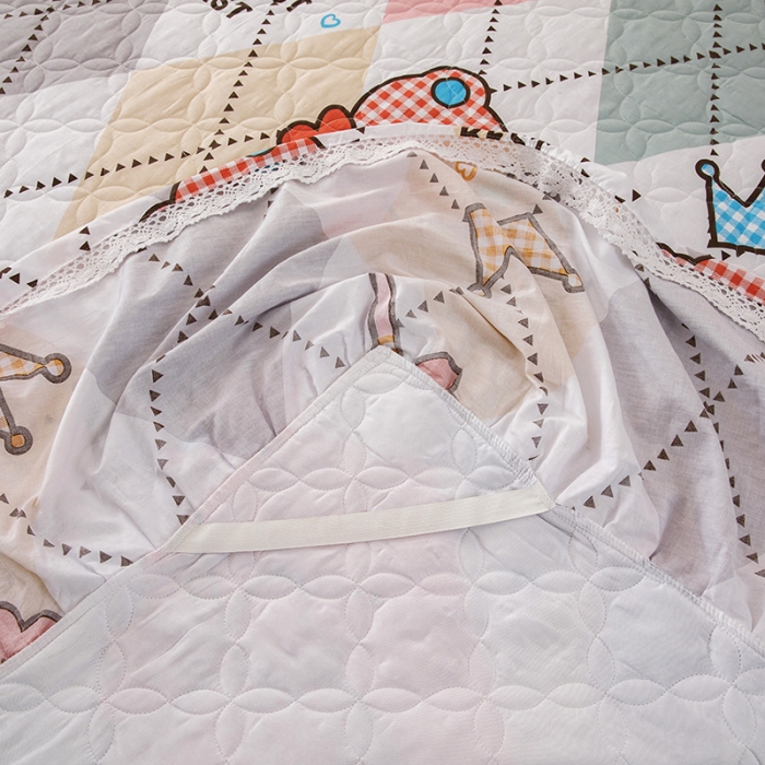 91家纺网 家纺一手货源 找家纺 纽缦 2021新款上下边夹棉四件套 糖果熊