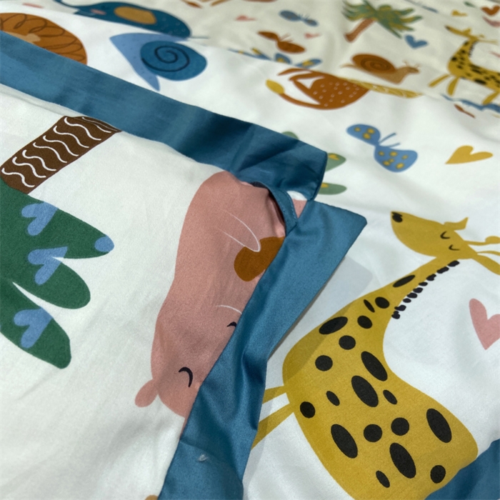 91家纺网 家纺一手货源 找家纺 桂雅居 2021新款秋冬60s长绒棉A+桑蚕丝鲜豆蛋白儿童被 动物乐园