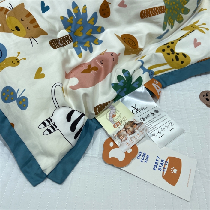 91家纺网 家纺一手货源 找家纺 桂雅居 2021新款秋冬60s长绒棉A+桑蚕丝鲜豆蛋白儿童被 动物乐园