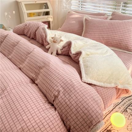 91家纺网 家纺一手货源 找家纺 （总）琪格格 新品热款牛奶绒精拍A牛奶绒B兔兔绒大包边四件套