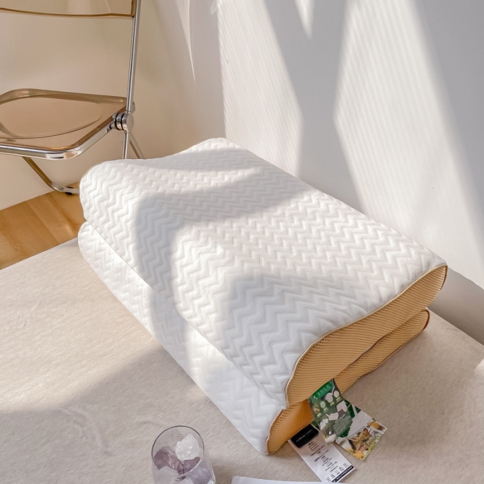 91家纺网 家纺一手货源 找家纺 （总）伟邦枕芯 2021新款轻奢按摩颗粒乳胶枕40*60cm