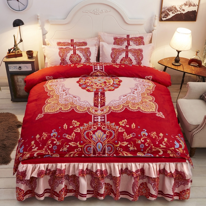 91家纺网 家纺一手货源 找家纺 （总）老K（美阁）新款婚庆大红磨毛印花四件套-大版花床裙款