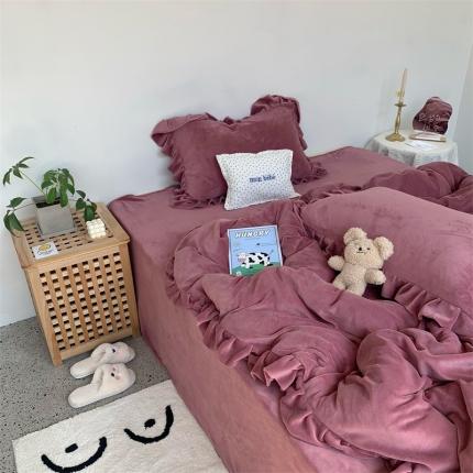 91家纺网 家纺一手货源 找家纺 六巷胡同 2021秋冬新品韩式荷叶边牛奶绒ins纯色四件套 酒红色