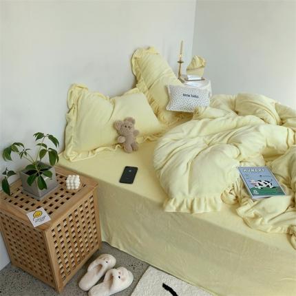 91家纺网 家纺一手货源 找家纺 六巷胡同 2021秋冬新品韩式荷叶边牛奶绒ins纯色四件套 奶黄色