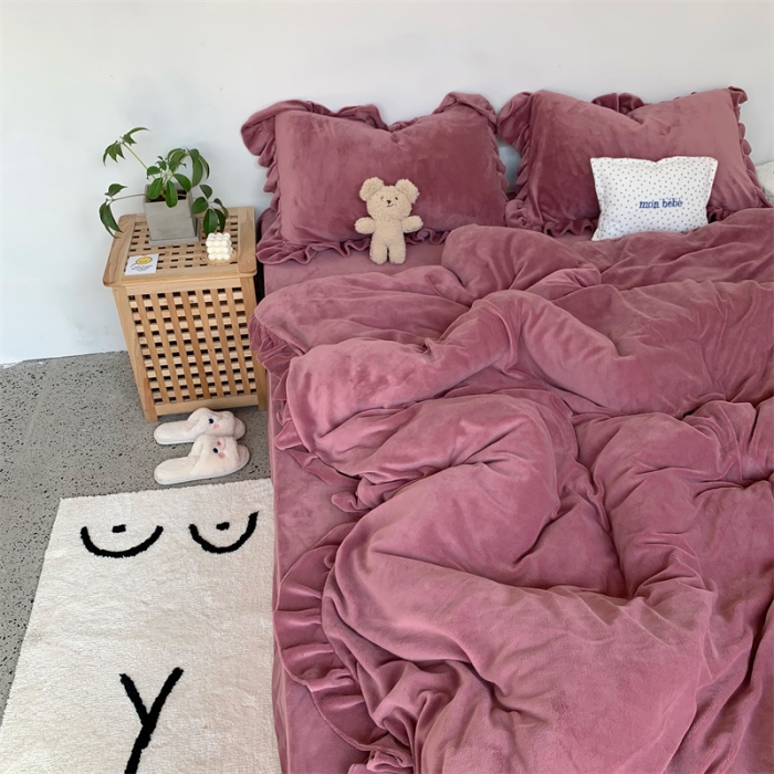 91家纺网 家纺一手货源 找家纺 六巷胡同 2021秋冬新品韩式荷叶边牛奶绒ins纯色四件套 酒红色