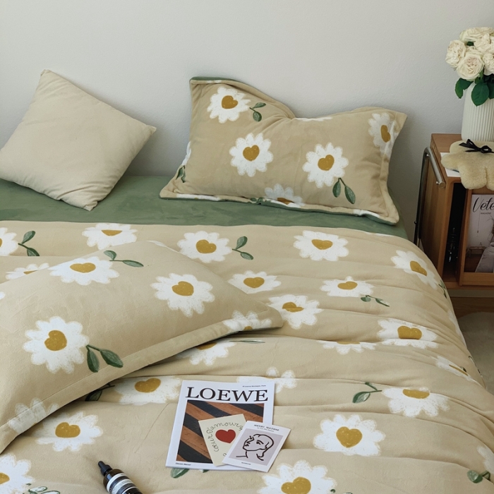 91家纺网 家纺一手货源 找家纺 时年家纺 2021新款牛奶绒印花系列四件套 妮可