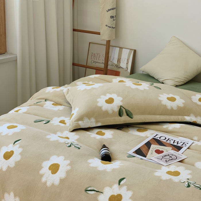 91家纺网 家纺一手货源 找家纺 时年家纺 2021新款牛奶绒印花系列四件套 妮可