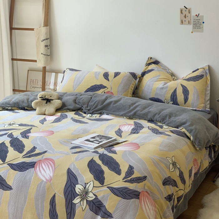 91家纺网 家纺一手货源 找家纺 时年家纺 2021新款牛奶绒印花系列四件套 若颜