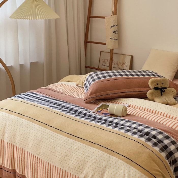 91家纺网 家纺一手货源 找家纺 时年家纺 2021新款牛奶绒印花系列四件套 西雅图粉