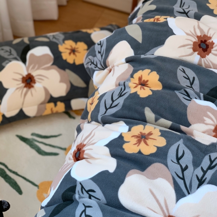 91家纺网 家纺一手货源 找家纺 时年家纺 2021新款牛奶绒印花系列四件套 向阳花开