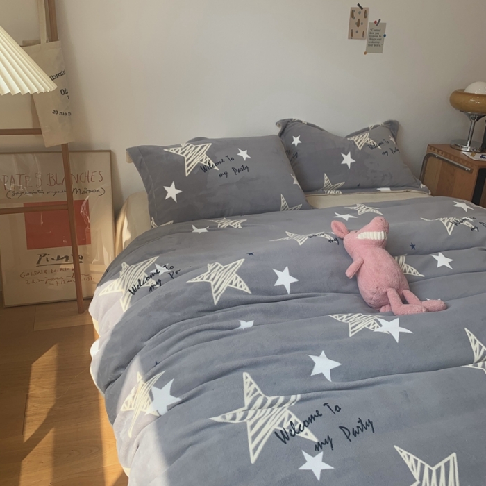 91家纺网 家纺一手货源 找家纺 时年家纺 2021新款牛奶绒印花系列四件套 星辰