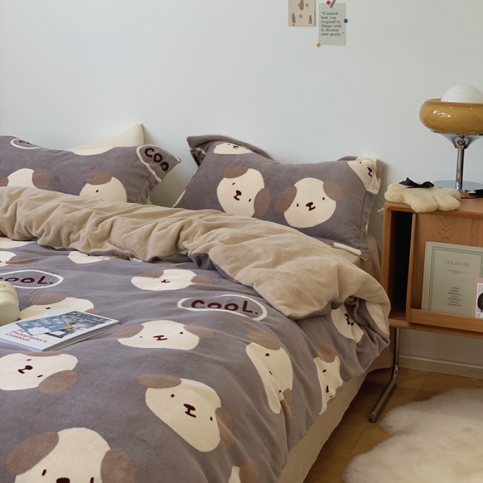 91家纺网 家纺一手货源 找家纺 时年家纺 2021新款牛奶绒印花系列四件套 酷酷狗咖