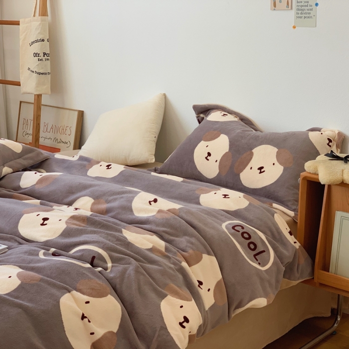 91家纺网 家纺一手货源 找家纺 时年家纺 2021新款牛奶绒印花系列四件套 酷酷狗咖