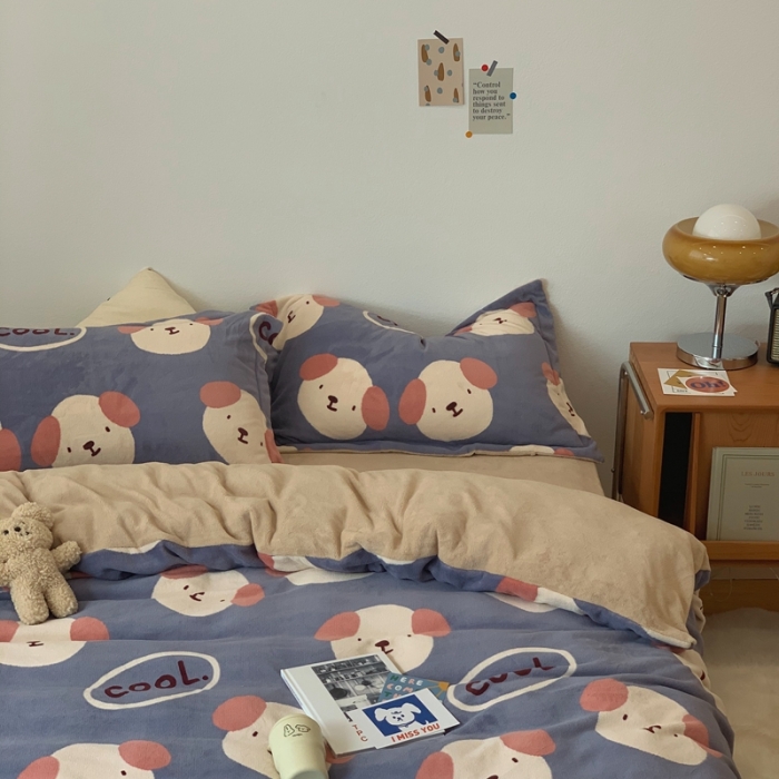 91家纺网 家纺一手货源 找家纺 时年家纺 2021新款牛奶绒印花系列四件套 酷酷狗蓝