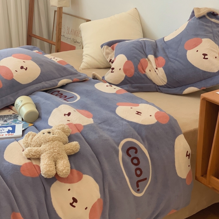 91家纺网 家纺一手货源 找家纺 时年家纺 2021新款牛奶绒印花系列四件套 酷酷狗蓝