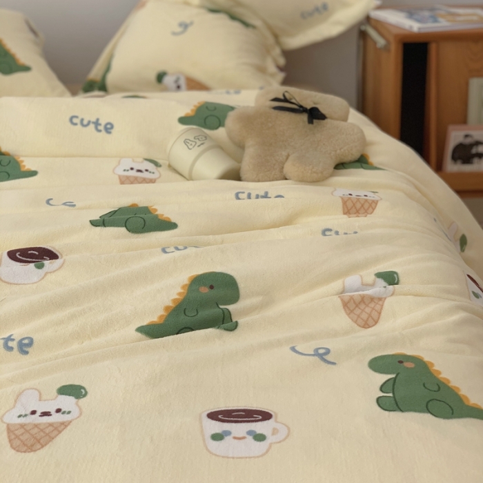 91家纺网 家纺一手货源 找家纺 时年家纺 2021新款牛奶绒印花系列四件套 萌宠