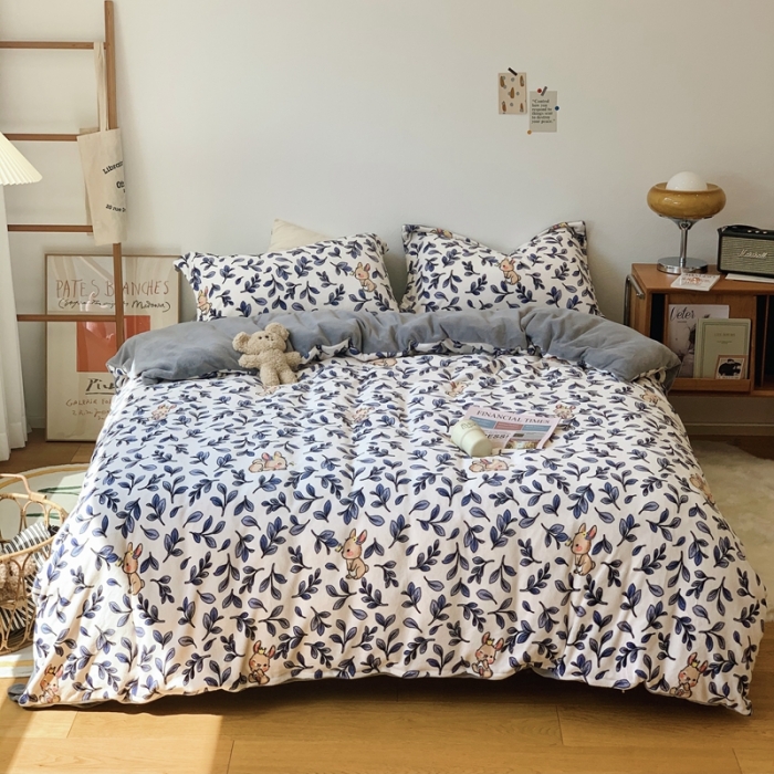 91家纺网 家纺一手货源 找家纺 时年家纺 2021新款牛奶绒印花系列四件套 萌萌兔