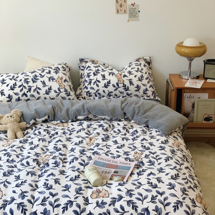 91家纺网 家纺一手货源 找家纺 时年家纺 2021新款牛奶绒印花系列四件套 萌萌兔