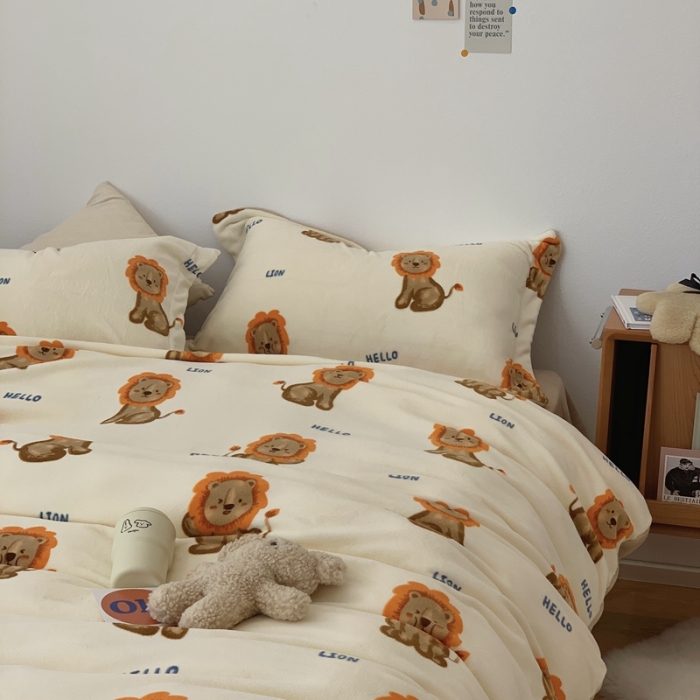 91家纺网 家纺一手货源 找家纺 时年家纺 2021新款牛奶绒印花系列四件套 小狮子