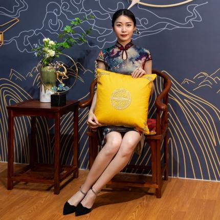 91家纺网 家纺一手货源 找家纺 北辰 2021新款印花新中式抱枕 陶珊阁-黄