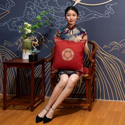 91家纺网 家纺一手货源 找家纺 北辰 2021新款印花新中式抱枕 五福捧寿-红