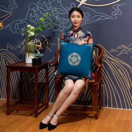 91家纺网 家纺一手货源 找家纺 北辰 2021新款印花新中式抱枕 五福捧寿-兰