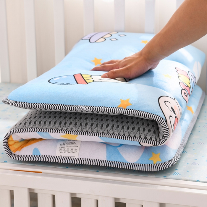 91家纺网 家纺一手货源 找家纺 嗨生活 2021新款数码印花水晶绒床垫 可爱面包