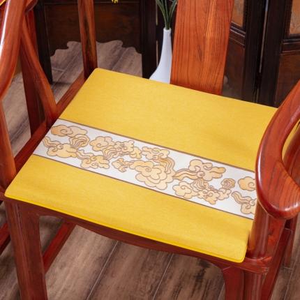 91家纺网 家纺一手货源 找家纺 （总）北辰 2021新款棉麻刺绣新中式坐垫红木沙发垫