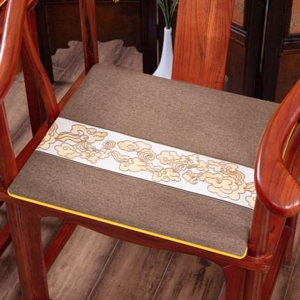 91家纺网 家纺一手货源 找家纺 （总）北辰 2021新款棉麻刺绣新中式坐垫红木沙发垫