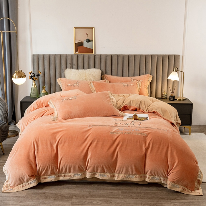 91家纺网 家纺一手货源 找家纺 澳梵家居2021新款婴儿绒轻奢风刺绣H.时尚四件套 H-橙色