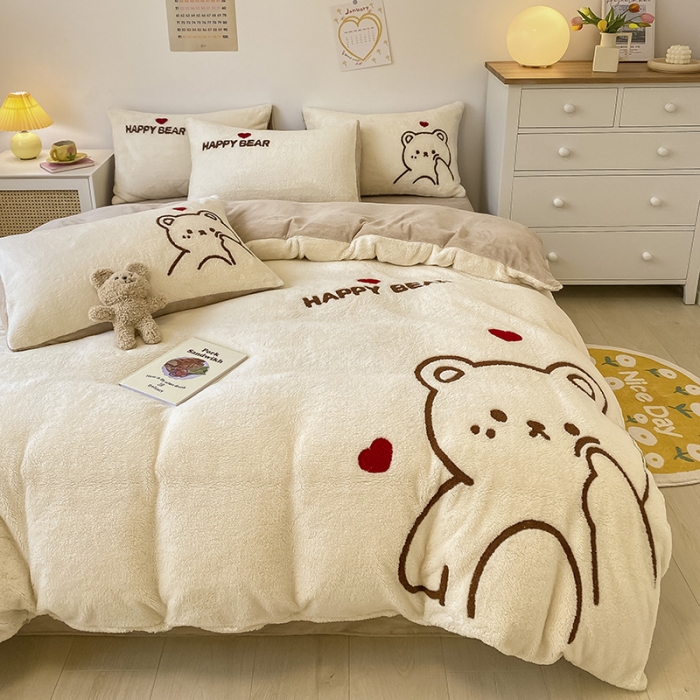 91家纺网 家纺一手货源 找家纺 澳梵2021新款韩国进口泰迪绒大版毛巾绣四件套 戳脸小熊