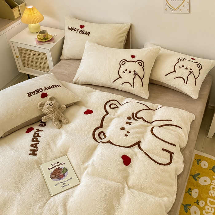 91家纺网 家纺一手货源 找家纺 澳梵2021新款韩国进口泰迪绒大版毛巾绣四件套 戳脸小熊