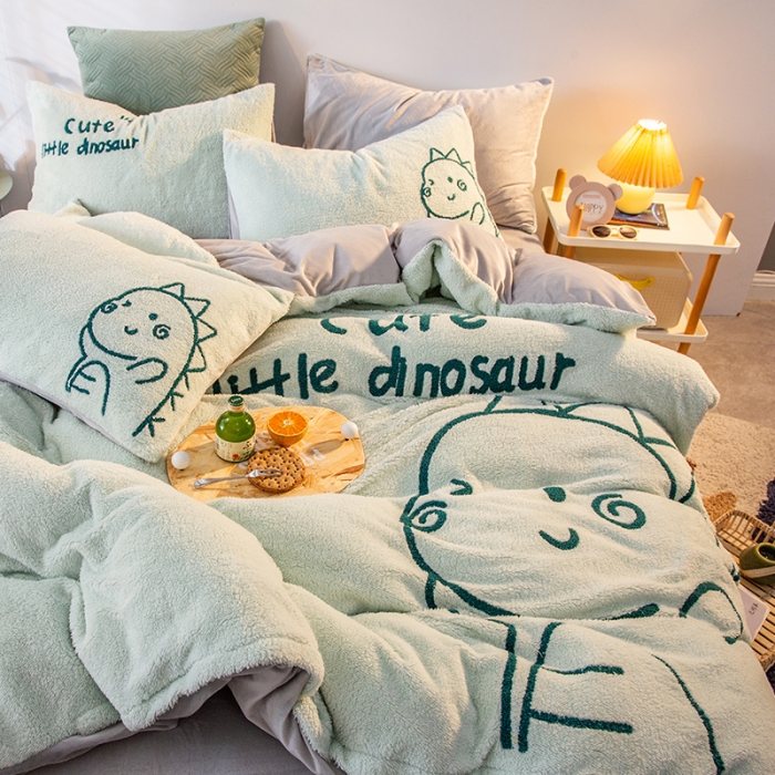 91家纺网 家纺一手货源 找家纺 澳梵2021新款韩国进口泰迪绒大版毛巾绣四件套 小恐龙-豆绿