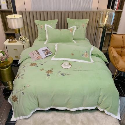 星尚 新款A类进口牛奶绒加厚水晶绒绣花四件套 罗曼蒂克-草绿