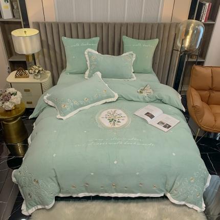 星尚 新款A类进口牛奶绒加厚水晶绒绣花四件套 幸福罗曼-豆绿