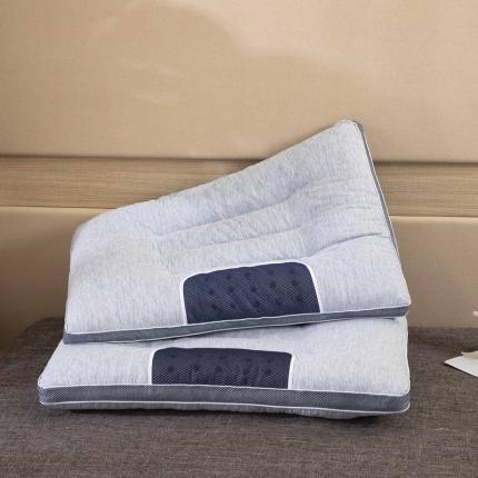 91家纺网 家纺一手货源 找家纺 枕之坊 2021新款磁疗护颈枕 灰色