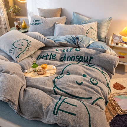 91家纺网 家纺一手货源 找家纺 （总）澳梵2022新款泰迪绒牛奶绒大版毛巾绣四件套