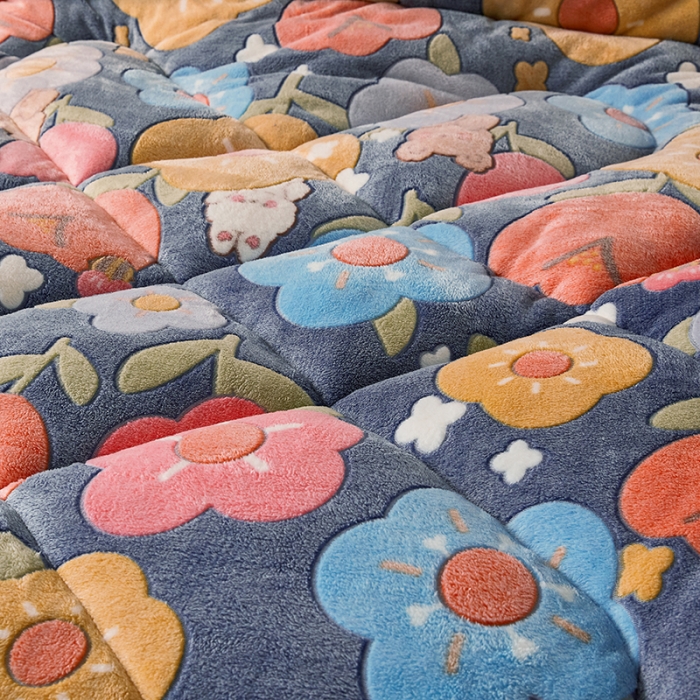 91家纺网 家纺一手货源 找家纺 梦初语 2021新款加厚保暖雪花绒加羊羔绒冬被子被芯花儿朵朵