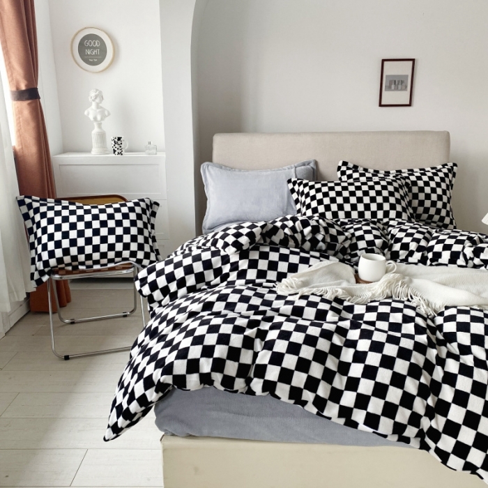 91家纺网 家纺一手货源 找家纺 棉生活 2021新款220g牛奶绒ins风绝绝子棋盘格四件套 黑糖白格